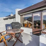 Modern And Spacious House In Seltjarnarnes.