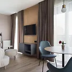 Hotel Lotus