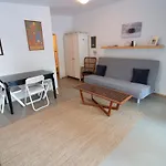 Central Reykjavík - Garden Cottage