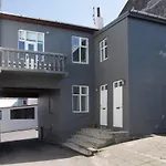 101 Apartments Mar