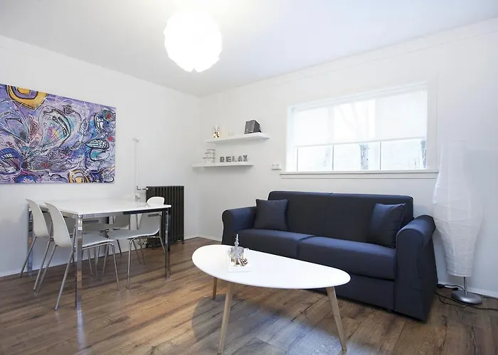 101 Apartments Mar