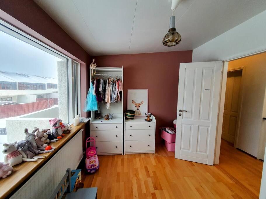 Modern And Spacious House In Seltjarnarnes. Reykjavík