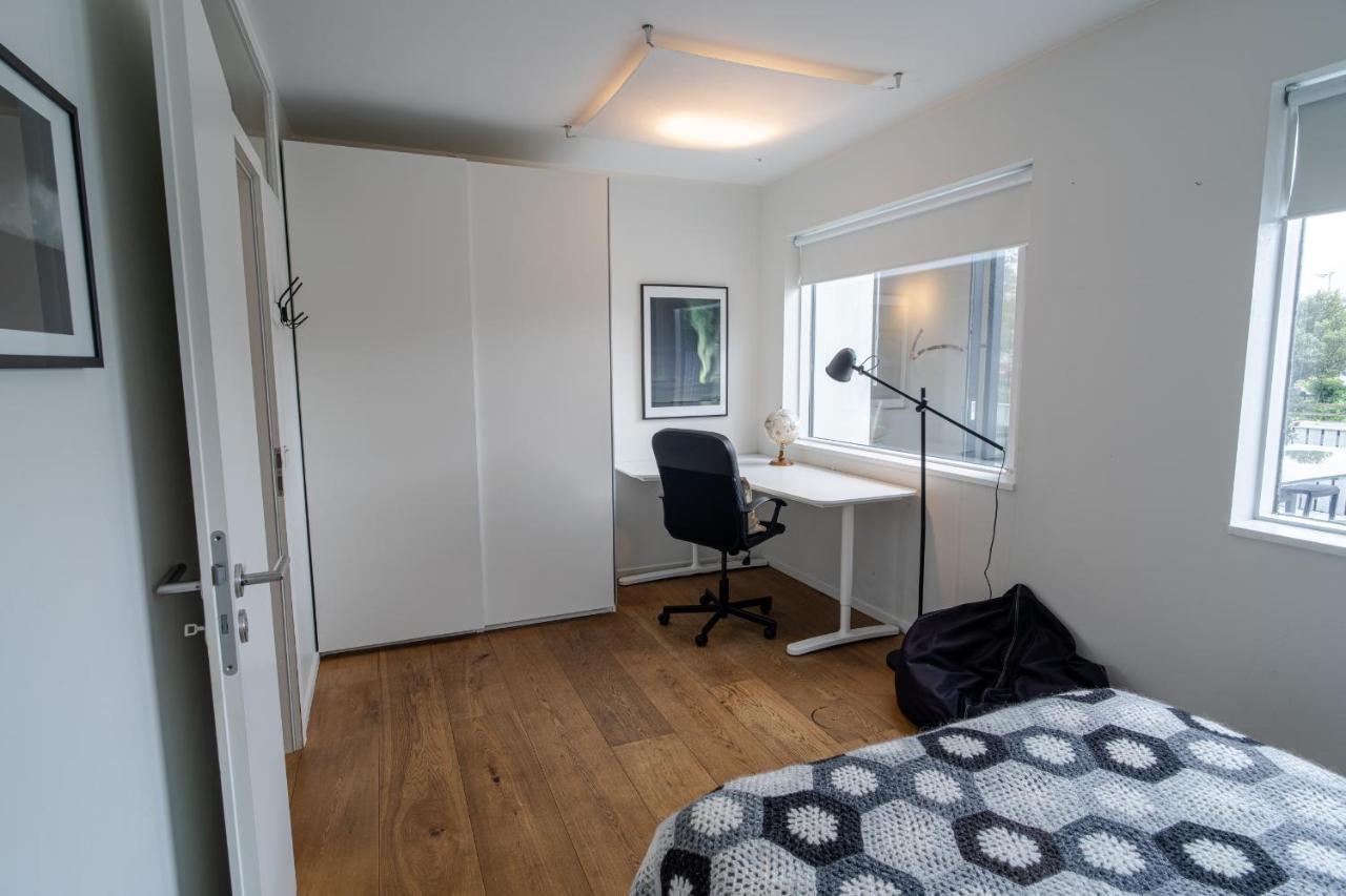 Stylish And Spacious Family Apartment