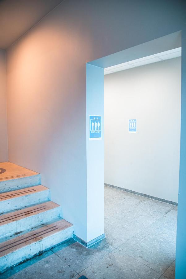 Cozy Studio By The City Centre Apartment *