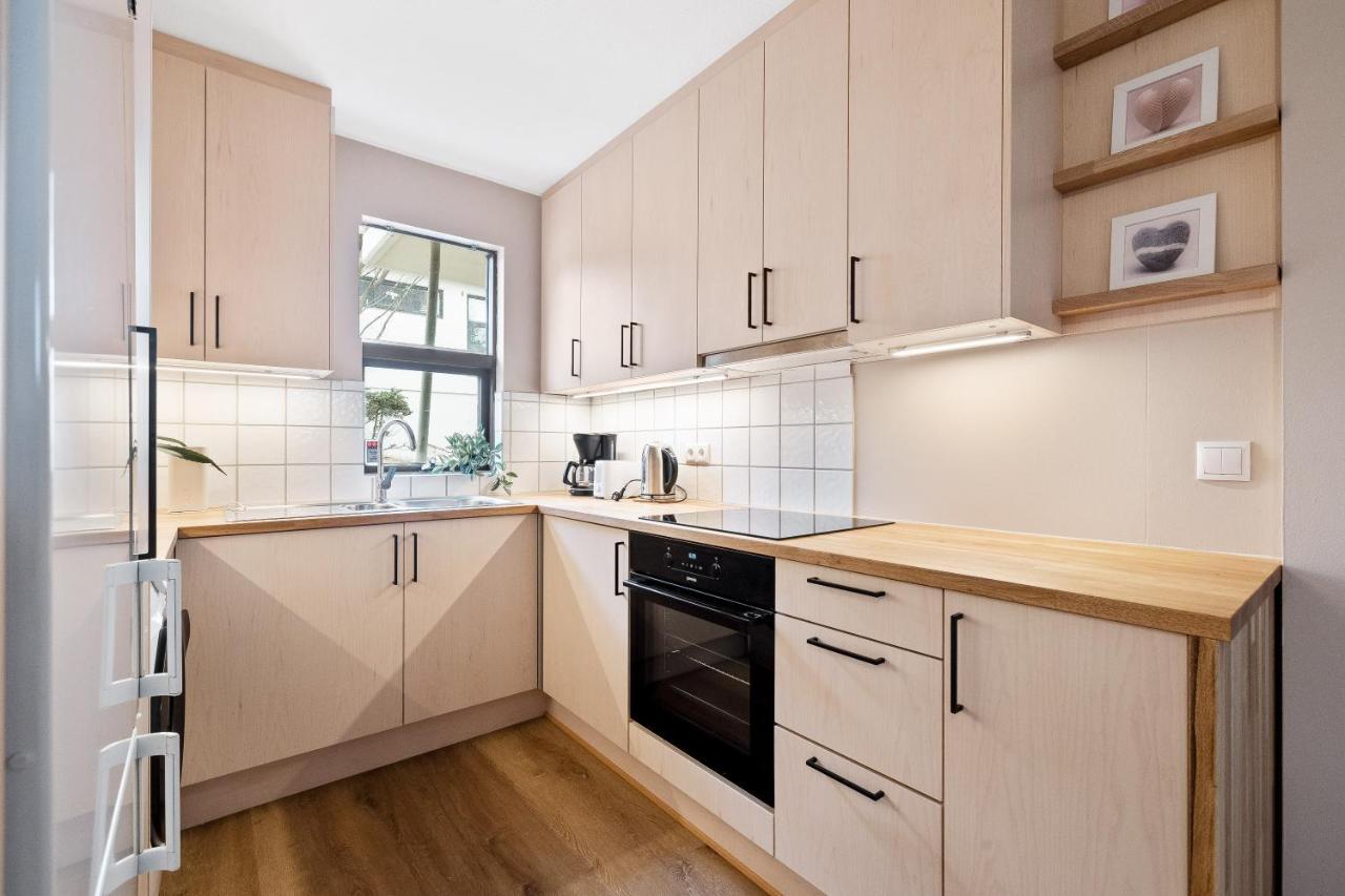 Apartment Venture Vacation-restful Retreat In The Suburbs