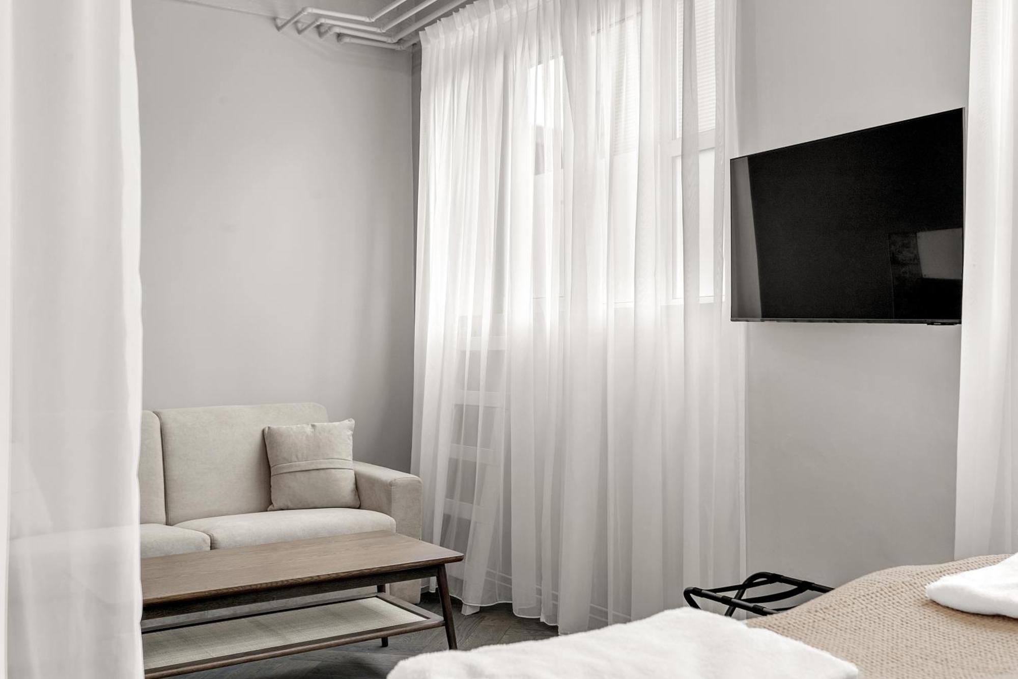 The Swan House By Heimaleiga Aparthotel 3*