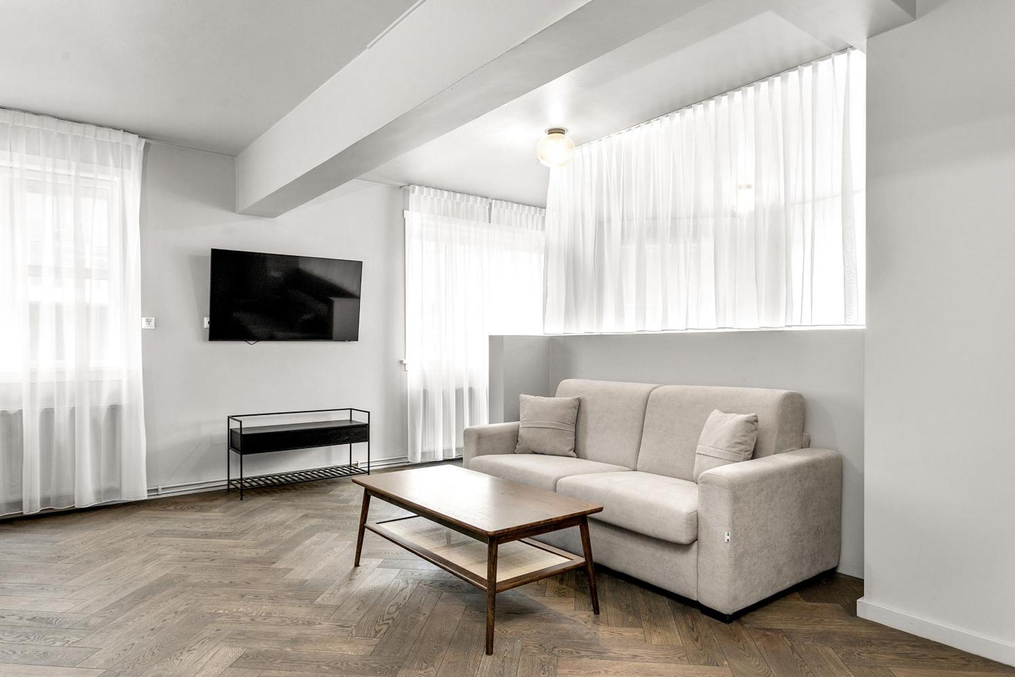 The Swan House By Heimaleiga Aparthotel 3*