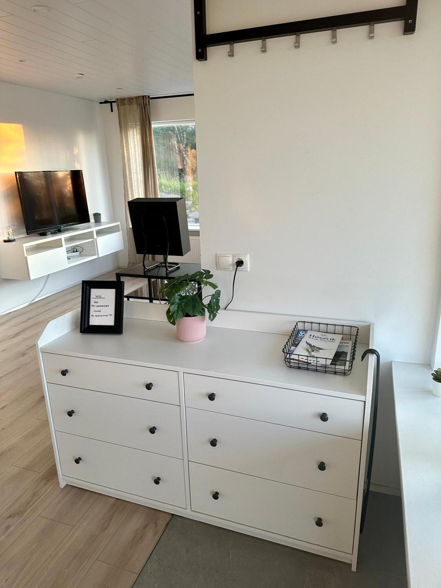 Charming 1-bedroom With Stunning View Apartment