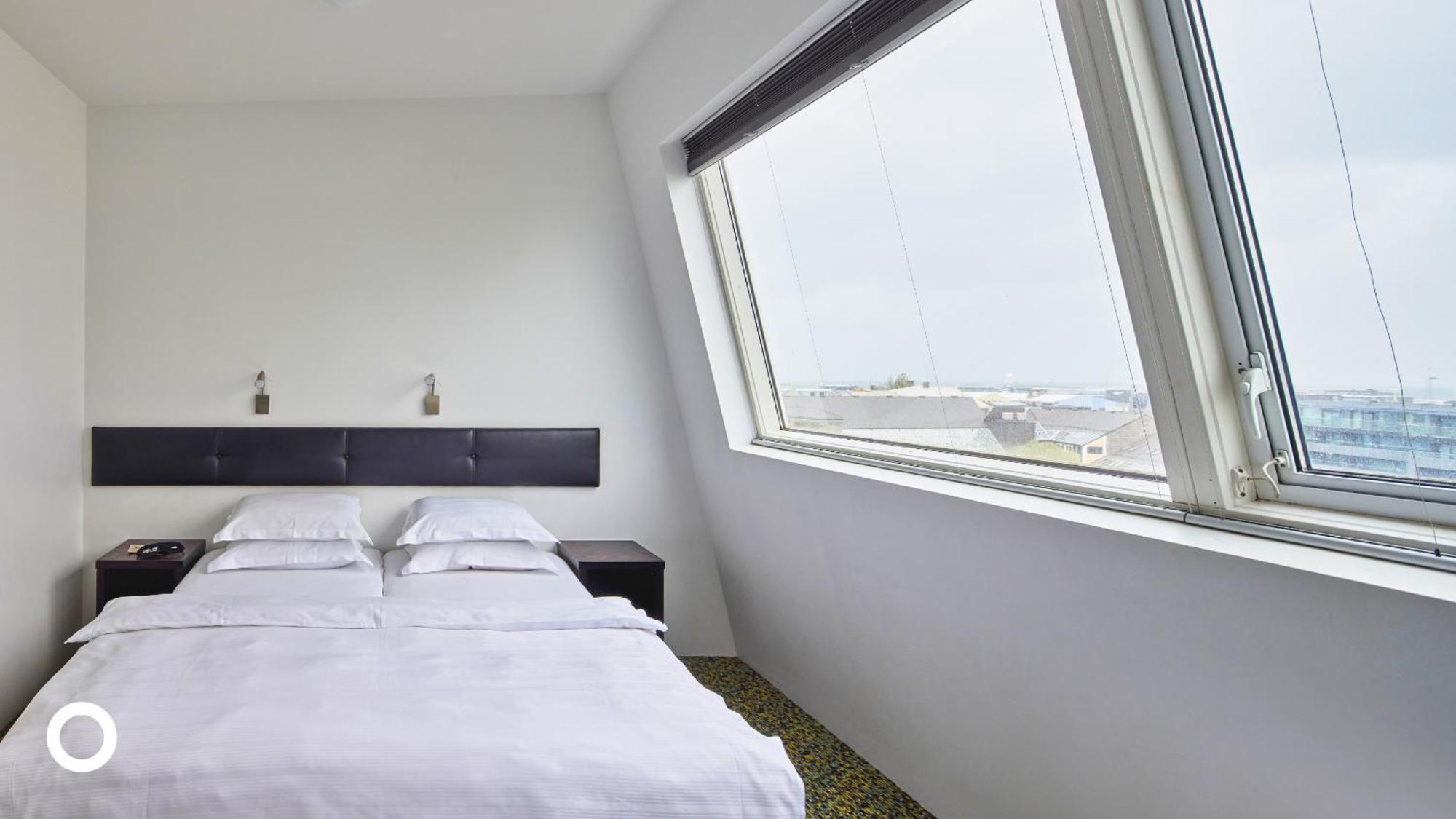 Hotel Center Plaza 4*