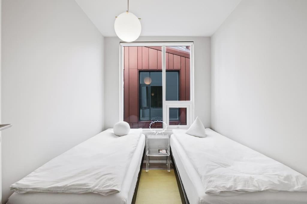 Skylight Lux 3br/2ba Center With Free Parking * Reiquiavique