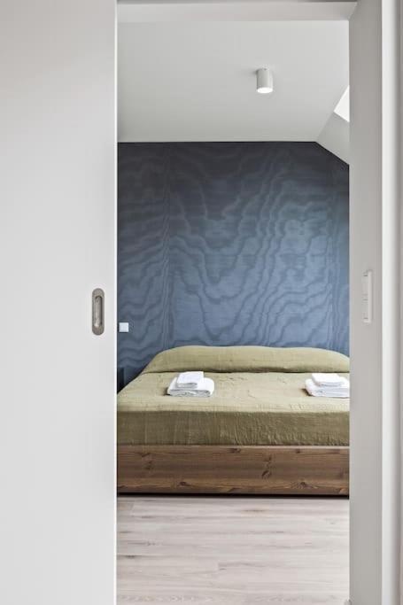 Skylight Lux 3br/2ba Center With Free Parking Apartamento