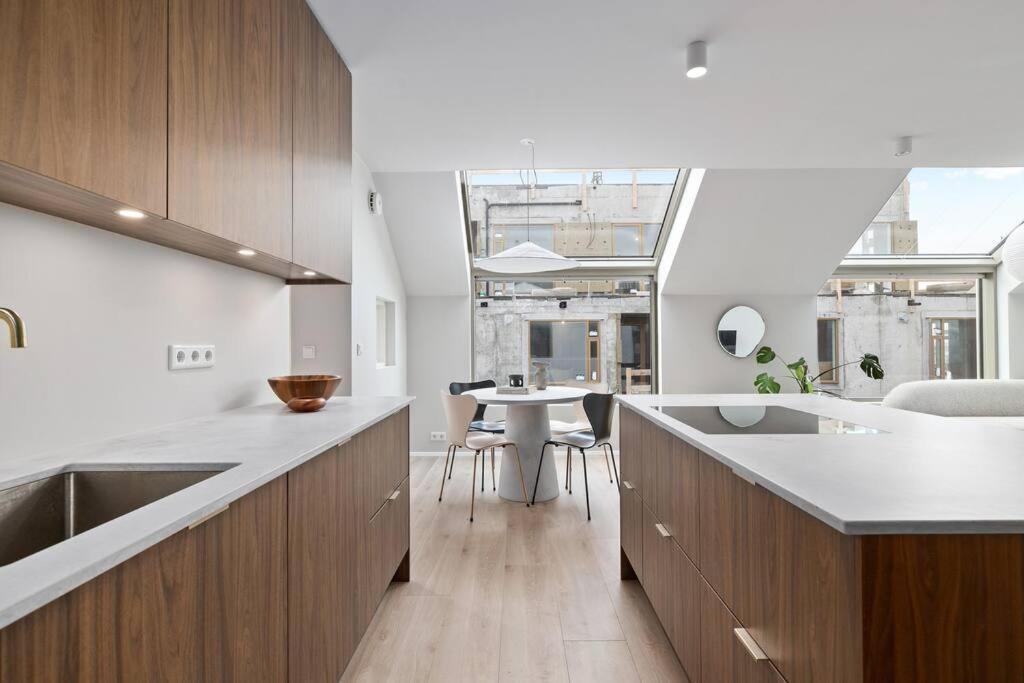 Apartamento Skylight Lux 3br/2ba Center With Free Parking Reiquiavique