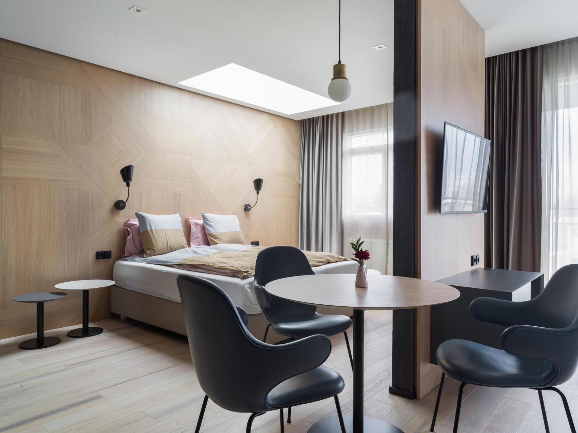 Hotel Lotus