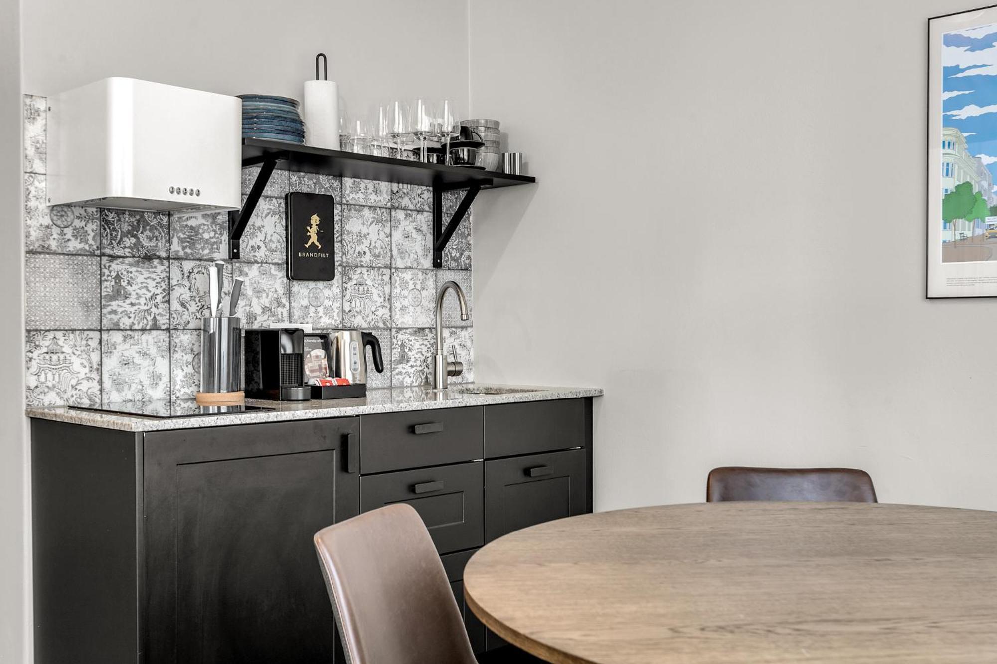 Aparthotel The Swan House By Heimaleiga 3*