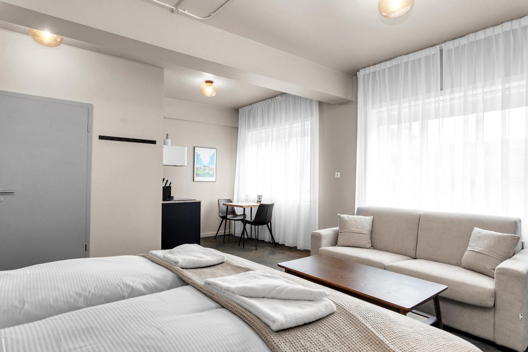 The Swan House By Heimaleiga Aparthotel 3*