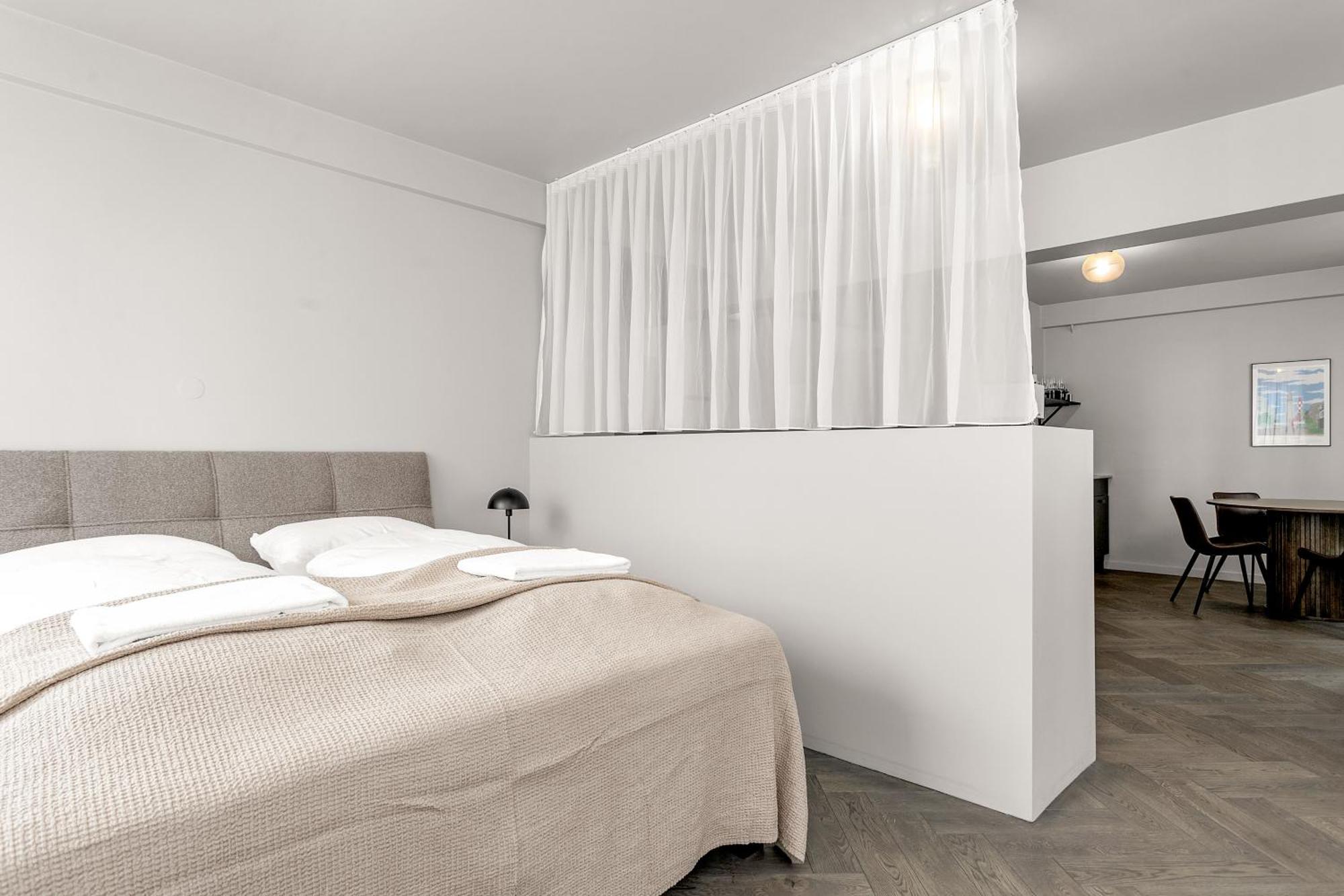 The Swan House By Heimaleiga Aparthotel