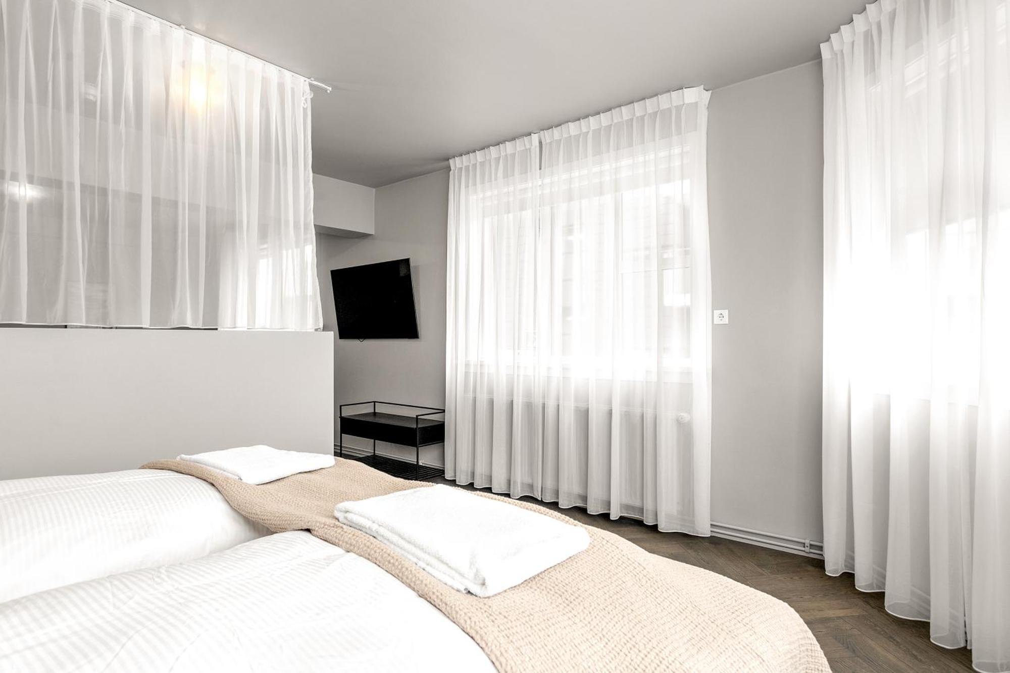 The Swan House By Heimaleiga Aparthotel 3*