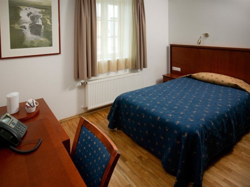 Center Plaza Hotel 4*