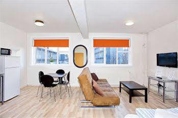 Apartment The Swan House - *