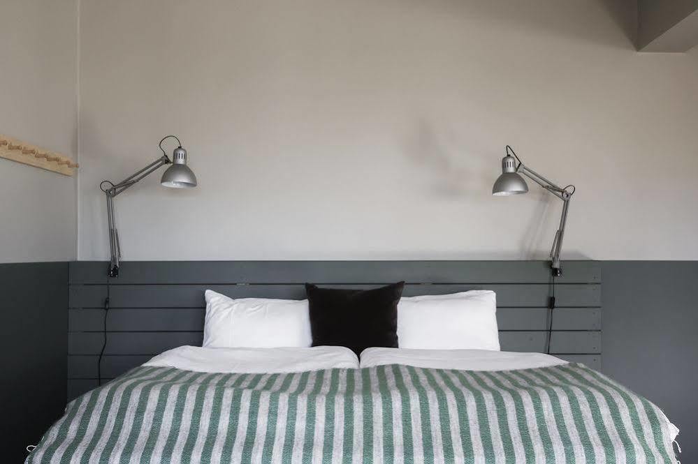 The Swan House - * Reykjavik