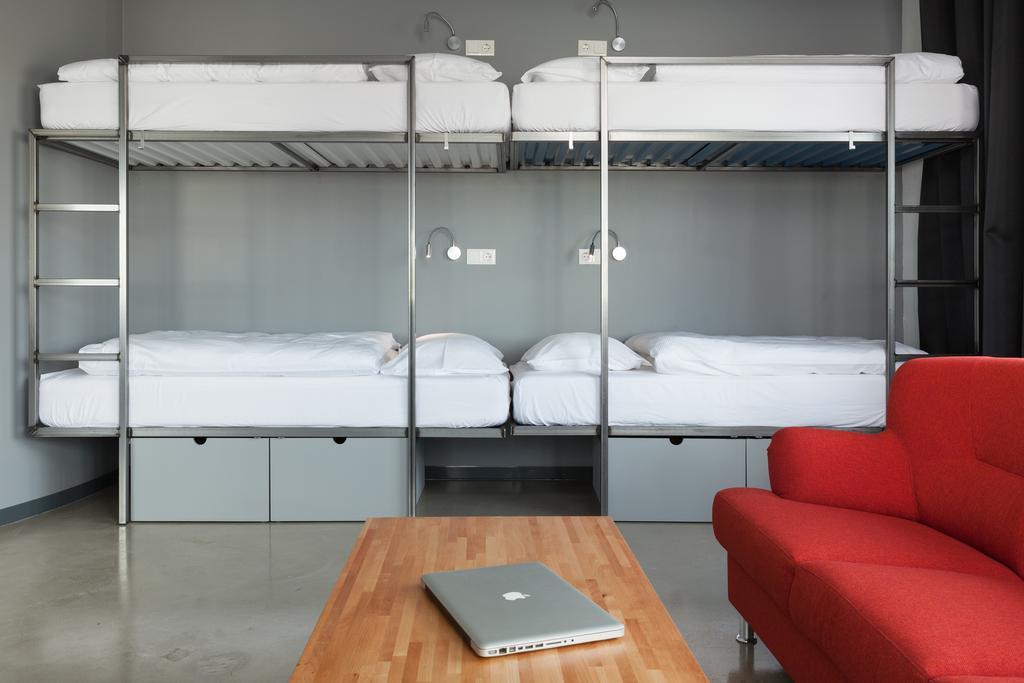 Hostel Hlemmur Square
