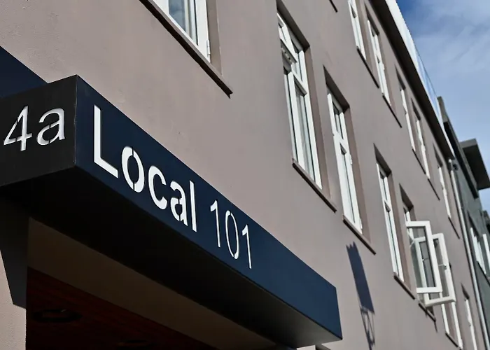 Hotel Local 101