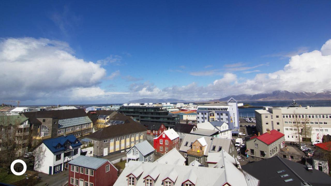 Center Plaza