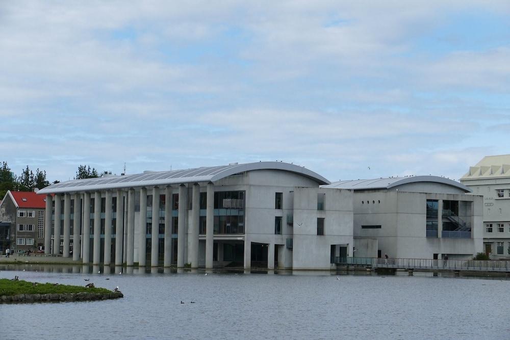 Alva Hotel Brautarholt Hotel 3*