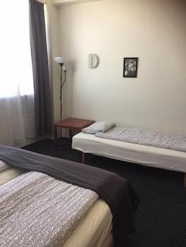 Arctic Comfort Hotel