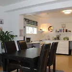 Beautiful Studio Apt. Walking Distance To Dt Rvk.