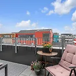Penthouse In Central Reykjavik - Amazing View