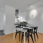 Lovely 1-Bedroom Reykjavik Apt. - Ideal Location