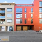Fabulous Penthouse Apartment With Parking.