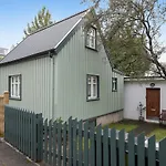 Cozy Studio Apartment In Reykjavik City Center