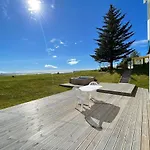 Cozy And Centrally Located Apartment In Reykjavik