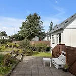 Cosy 3-Bedroom Family Friendly Apartment