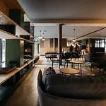 Exeter Hotel