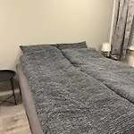 Helena\'S Studio, Reykjavik 104