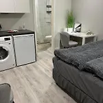 Helena\'S Studio, Reykjavik 104