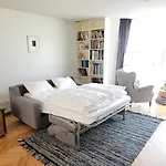 Ocean View Apartment In Downtown Reykjavik