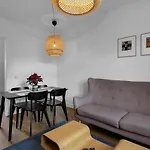 Sunny Reykjavik Apartment