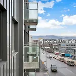 Sunny Central Apartment