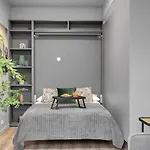 Sunny Central Apartment