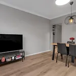Sunny Reykjavik Apartment