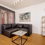 Downtown Sanctuary With Private Entrance