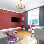 Charming Apartment - Amazing Downtown Location