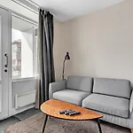 Cozy Studio Apartment - Quiet Neighborhood