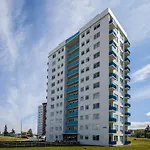 Panoramic Studio Apartment With Stunning View - Free Parking