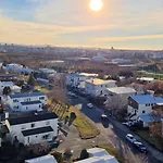 Panoramic Studio Apartment With Stunning View - Free Parking