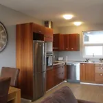 Charming 1Br Apt Convenient Stay